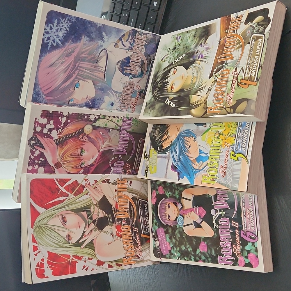 Rosario+Vampire Season 2 Books